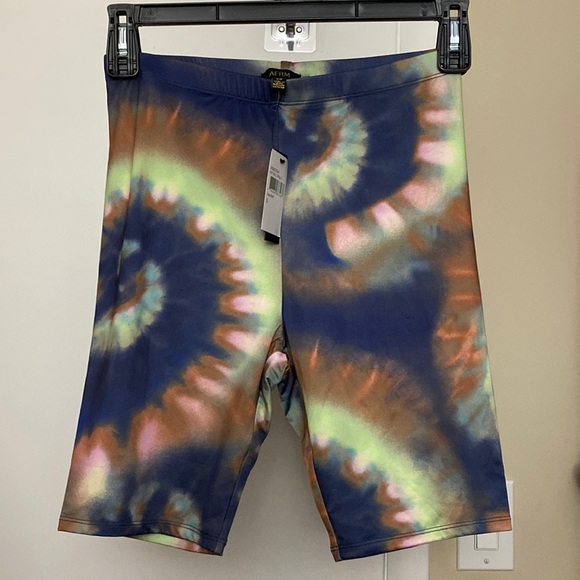 NWT AFRM Lars Bike Shorts In Soft Multi Spiral Size Small - Picture 1 of 6